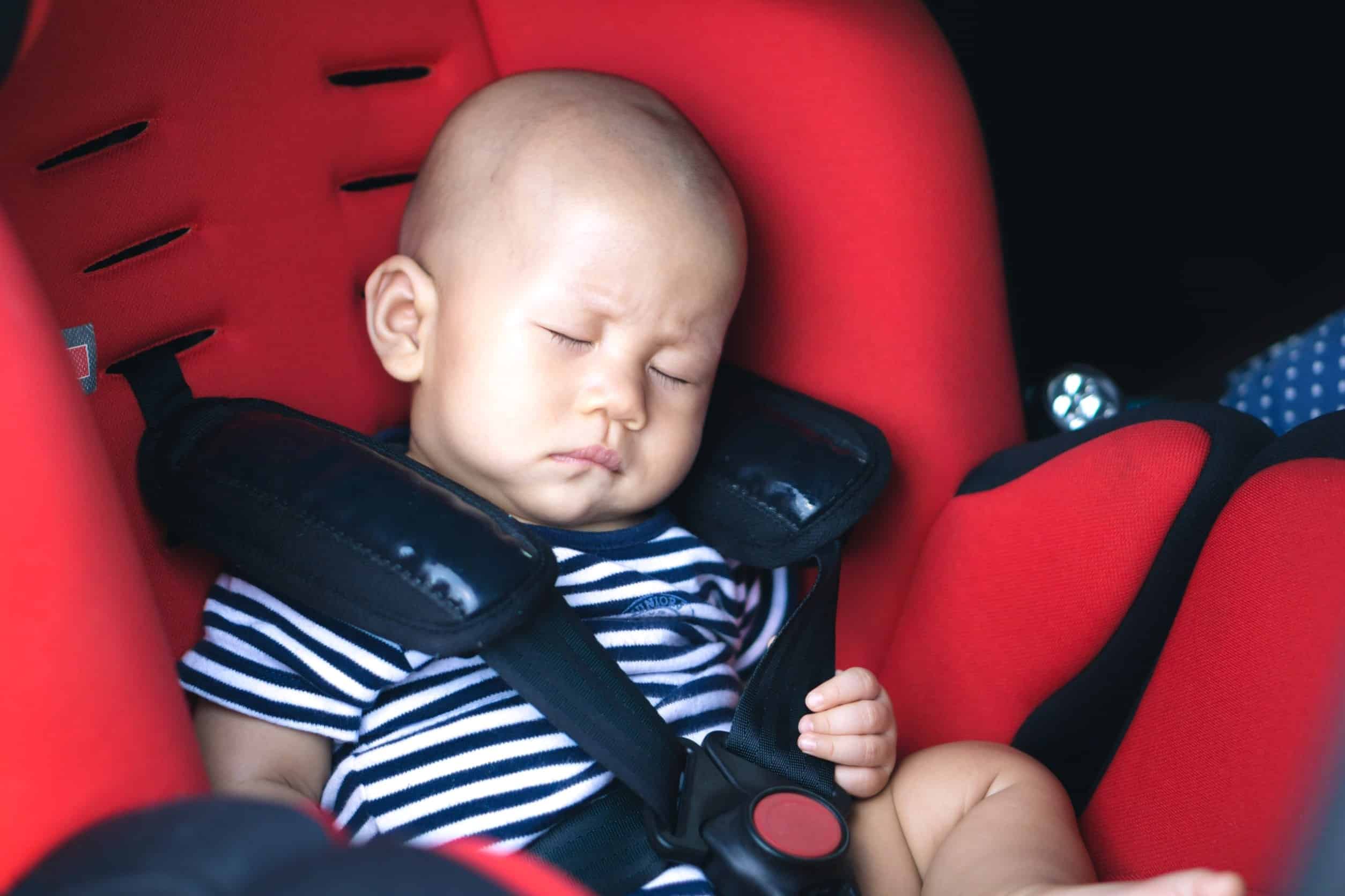 baby-suddenly-hates-car-seat-6-common-reasons-remedies